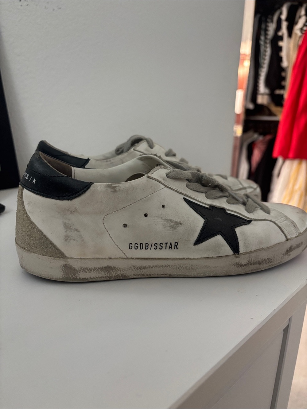 Golden Goose White Leather Low-Top Sneakers with Black Star Accent